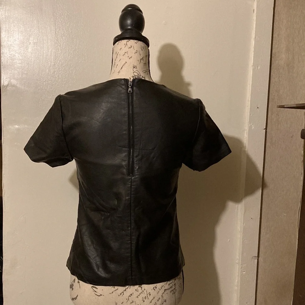 BNWT Black Rivet Faux Leather Top - Picture 3 of 6